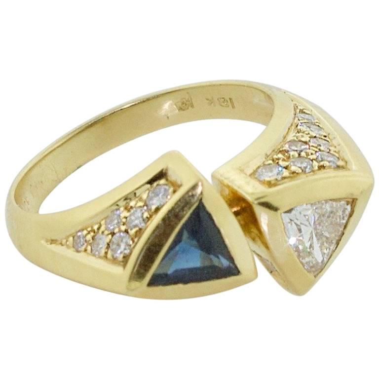 18 Karat Yellow Gold Sapphire and Diamond Ring of the Future For Sale