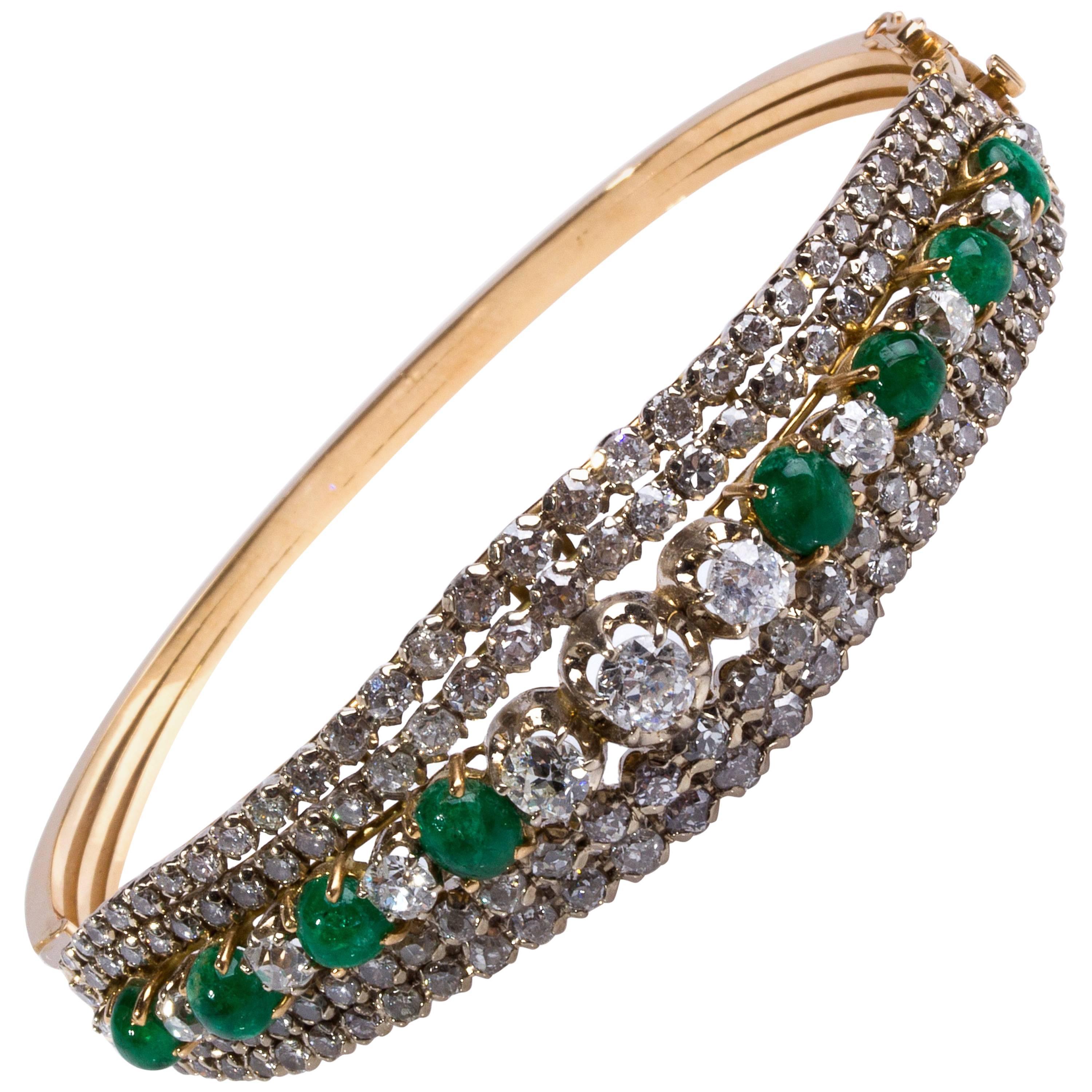1930s Diamond and Emerald Bracelet For Sale