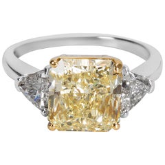 GIA Certified Fancy Yellow Diamond Engagement Ring in 18KT Gold 4.90 Carats