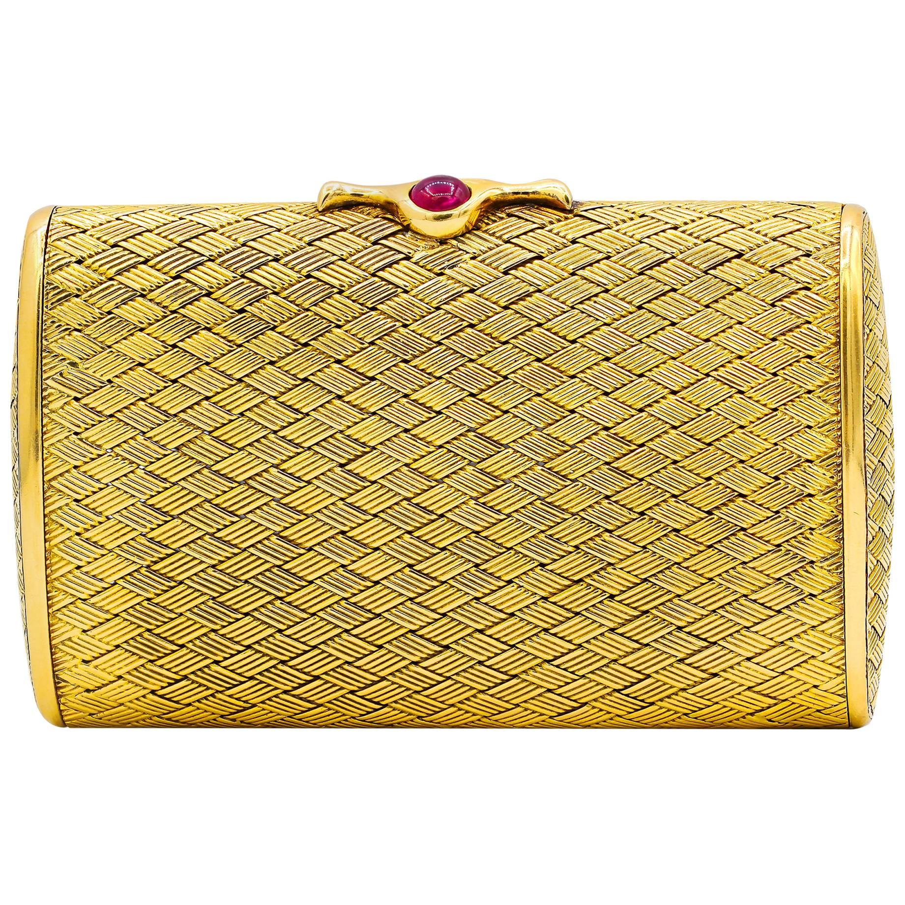 18 Karat Yellow Gold Small Clutch For Sale