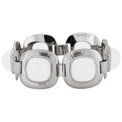 Milchquarz-Armband aus gehämmertem Weißgold