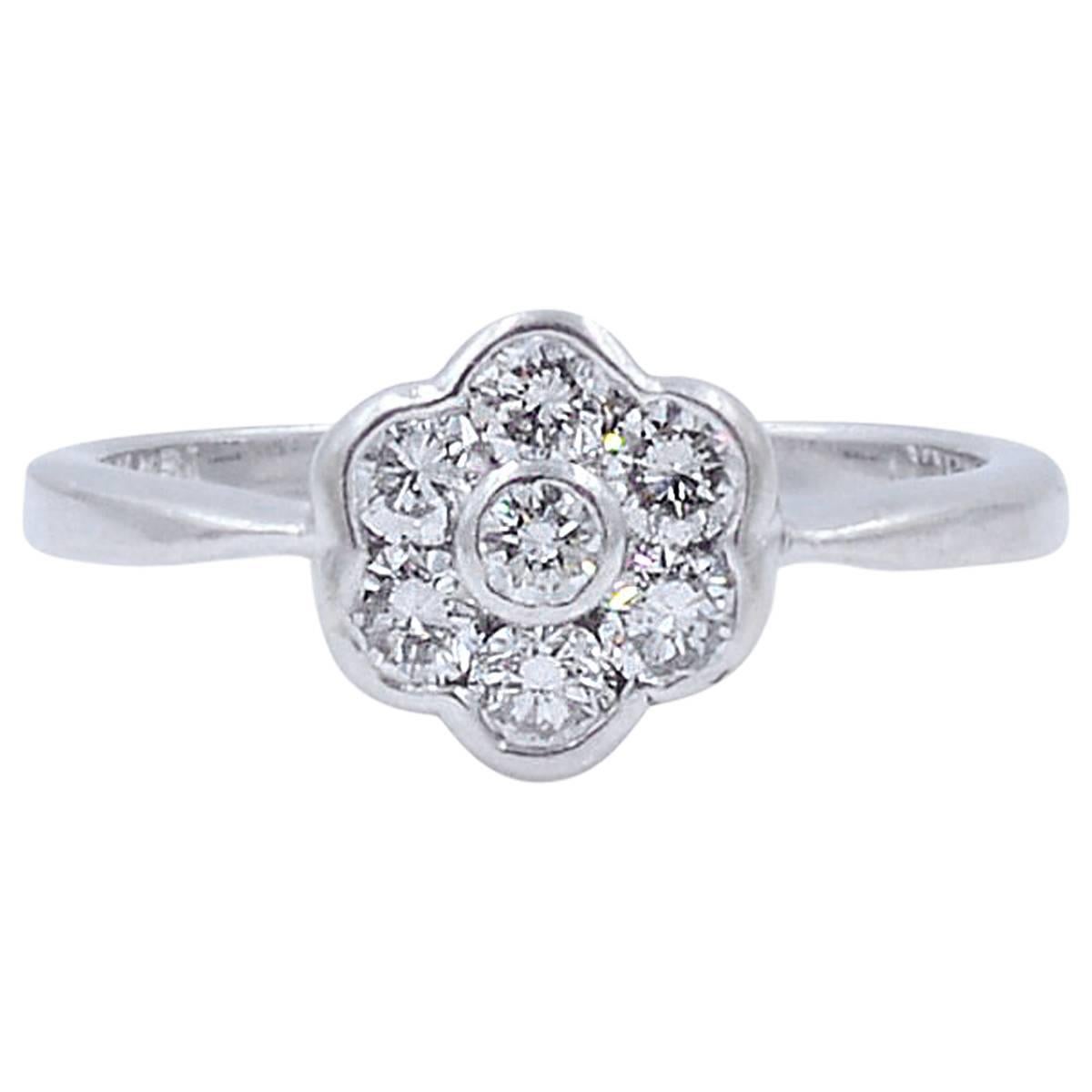 Edwardian Seven-Stone Round Cut Vintage Diamond Cluster Floral Motif Ring