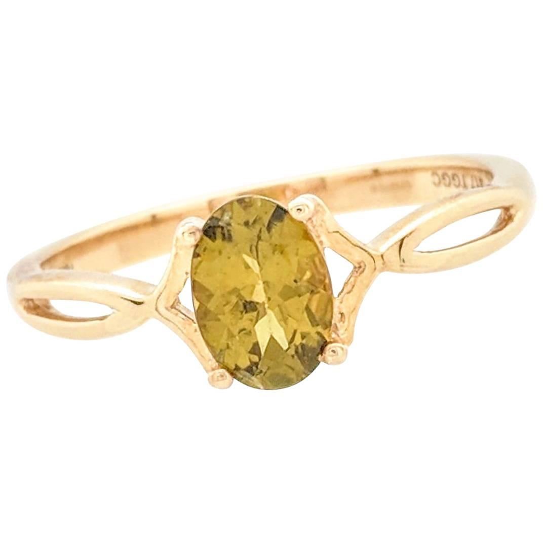 10 Karat Yellow Gold 1 Carat Peridot Ring