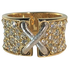 Mark Patterson 18 Karat Two-Tone Gold and 2.31 Carat Round Diamond Garter Ring