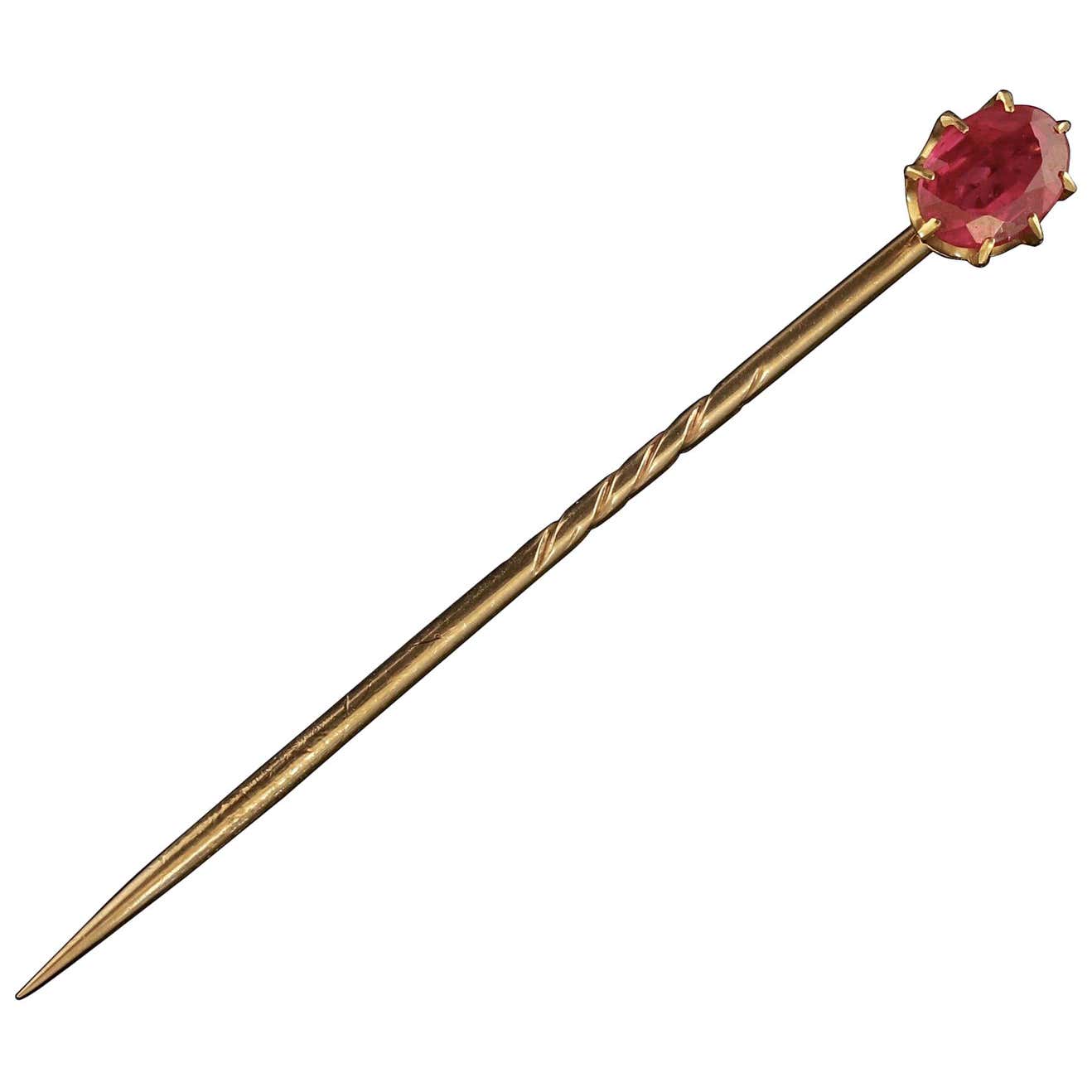 Antique Victorian Ruby Pin 18 Carat Gold, circa 1900 at 1stDibs