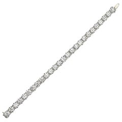 Platinum Round Diamond Straight Line Bracelet 26.77 Carat