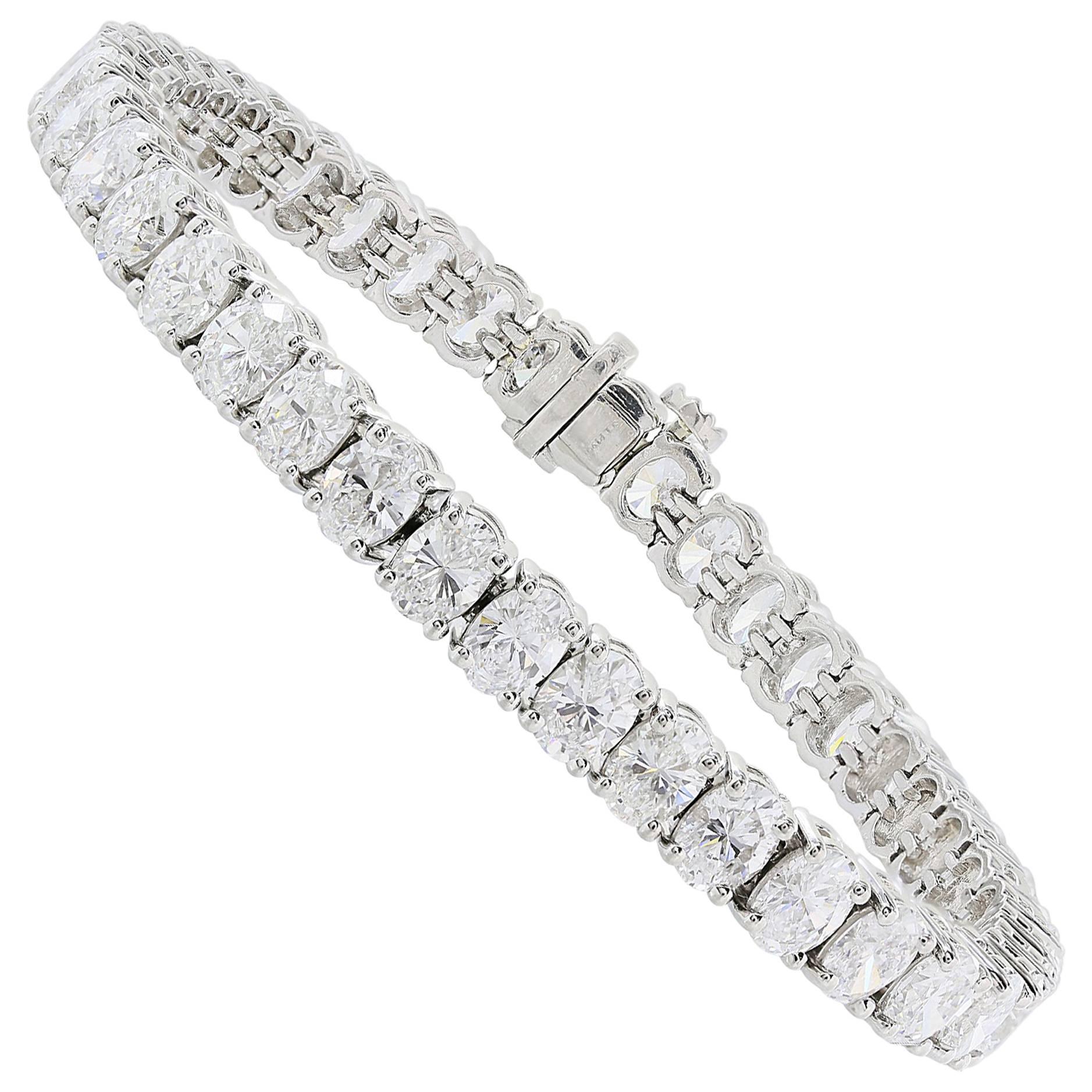 Oval Diamond Tennis Style Bracelet 17.63 Carat Total Weight For Sale