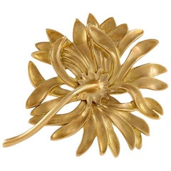 Angela Cummings 1980s Gold Chrysanthemum Brooch