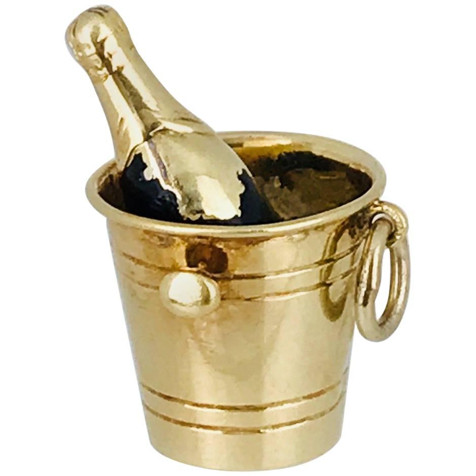 Champagne on Ice, Bucket with Enamel, circa 1950, 14 Karat Gold For Sale