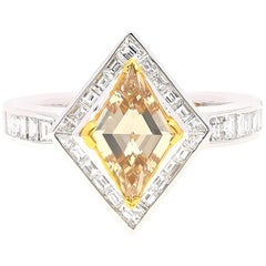 Bague en diamant brun-jaune fantaisie taille losange de 1,08 carat certifié GIA