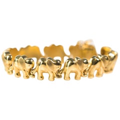 Vintage 1960s Walking Elephant Bracelet, 14 Karat Yellow Gold