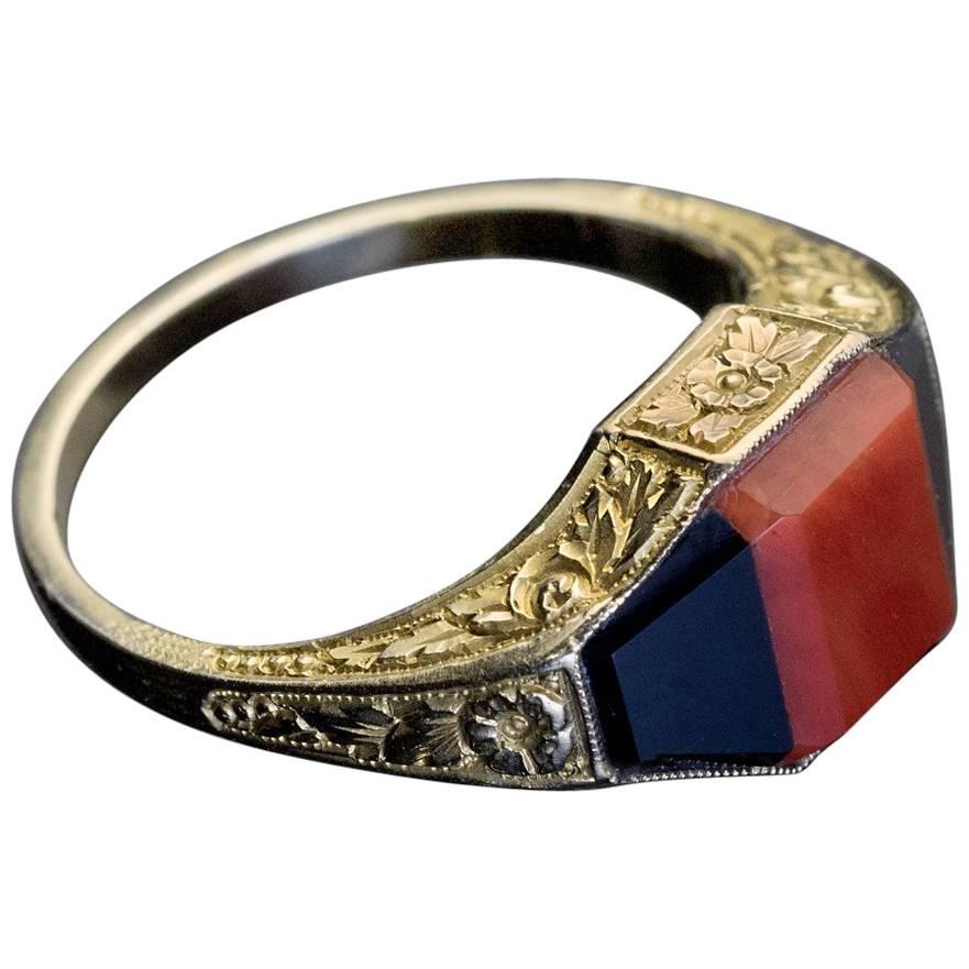 Art Deco Coral Onyx Gold Unisex Ring
