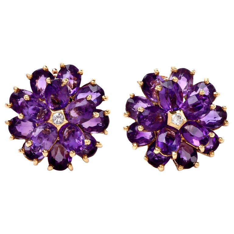 Tiffany and Co. Vintage Floral Amethyst 18 Karat Yellow Gold ClipOn Earrings For Sale at 1stDibs