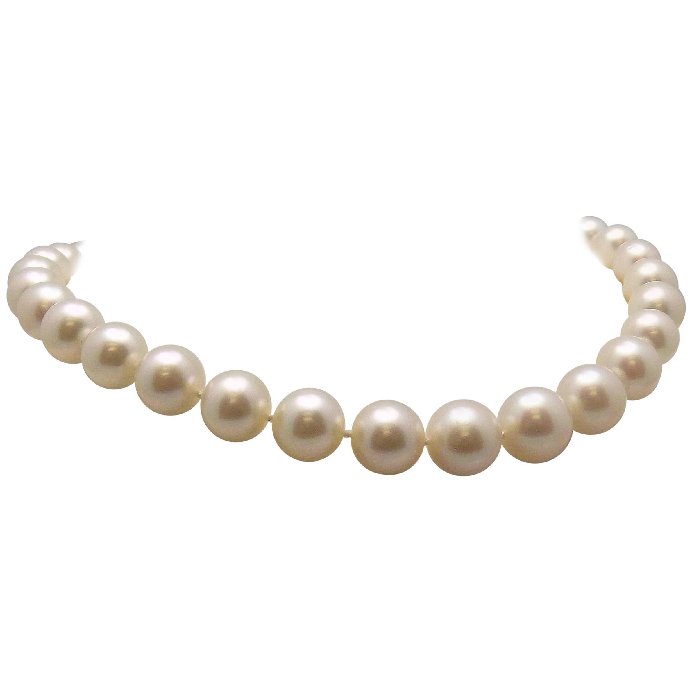 Strand South Sea Cultured Pearls with 18 Karat White Gold and Diamond Pavé Clasp For Sale