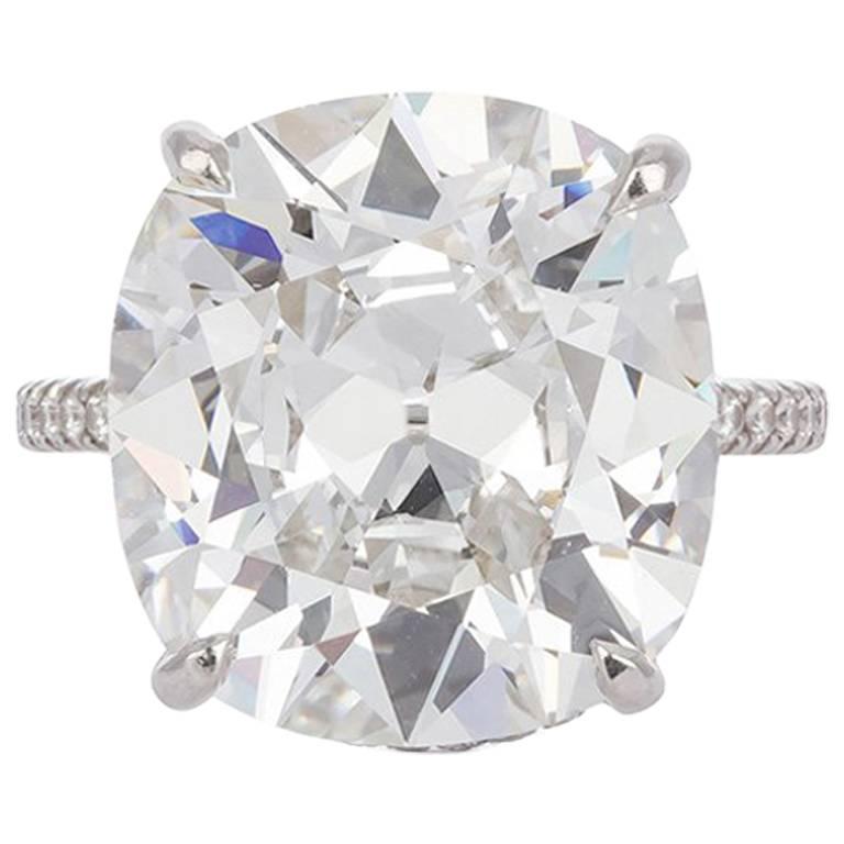 Harry Winston GIA Certified Cushion Cut 10.67 carat F/VS2 Diamond Ring 