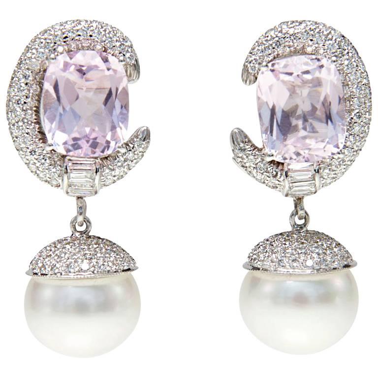 Boucles d'oreilles en kunzite, diamants et perles en vente