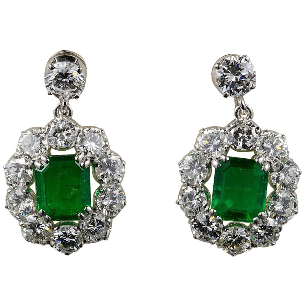 Spectacular Vintage 2.00 Carat Emerald 4.50 Carat Diamond Platinum Earrings For Sale