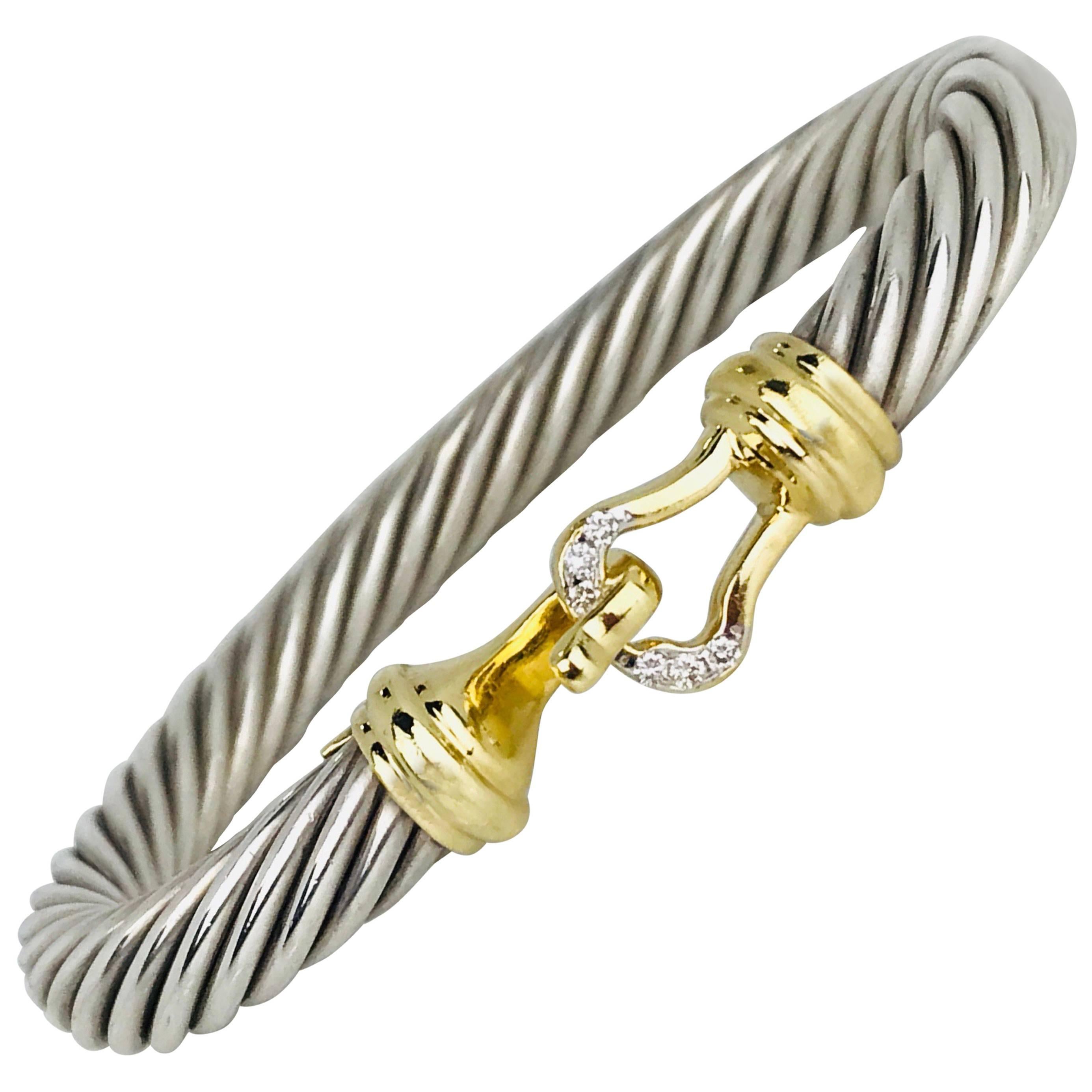 Contemporary David Yurman, 18 Karat Gold Sterling Cable Diamond Clasp Bracelet For Sale