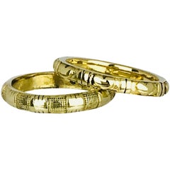 Pair of 18 Karat Gold Hidalgo Stackable Bands, Hearts and Geometric Contemporary