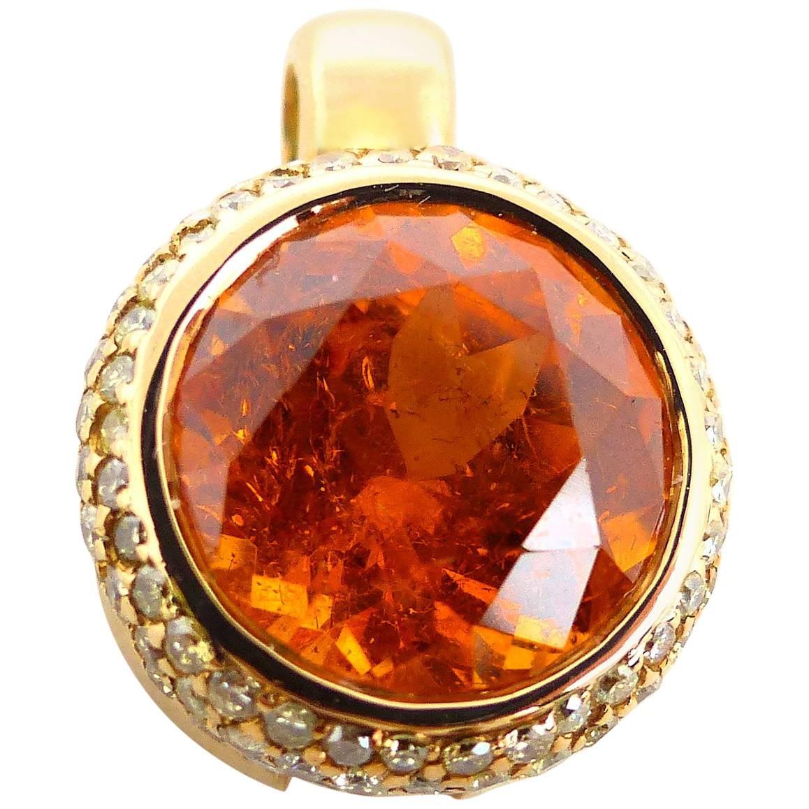 Pendant in Rose Gold with 1 Mandarine Garnet and Diamonds.  For Sale