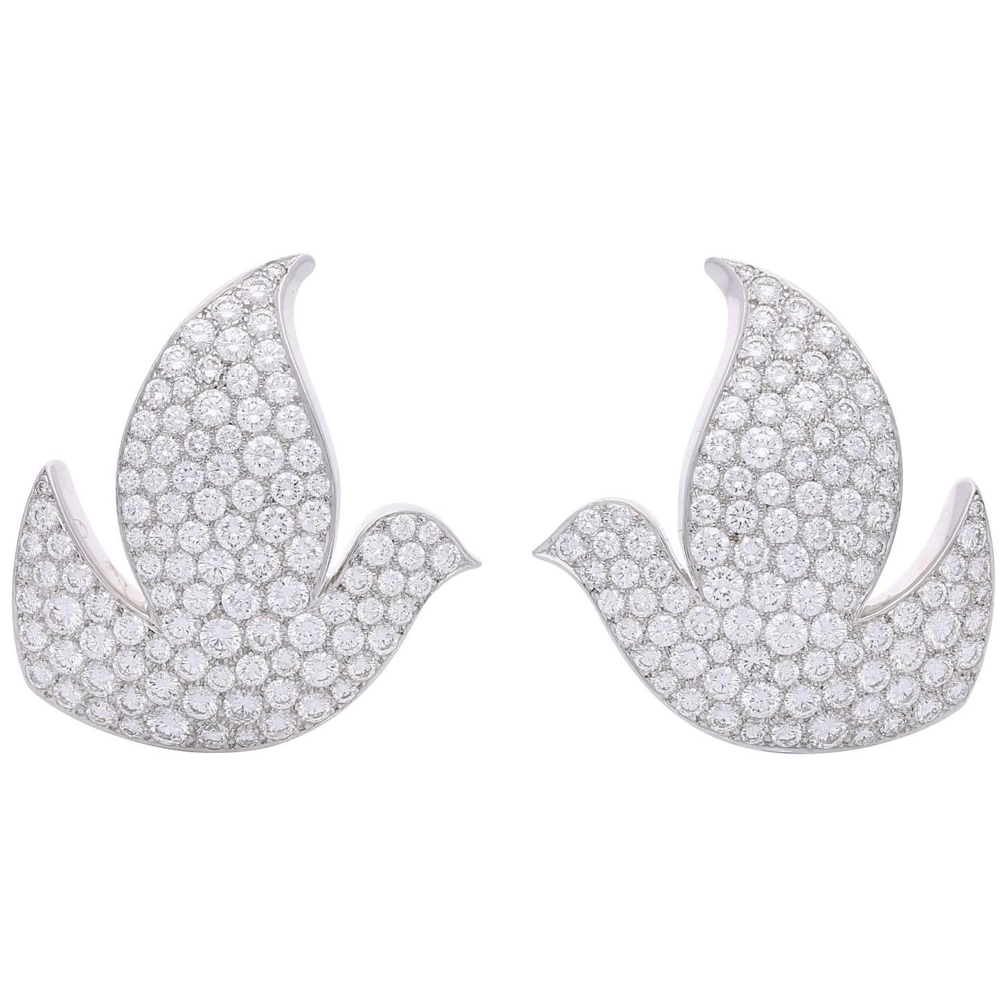 Cartier Colombes de la Paix Pavé Diamonds White Gold Earclips