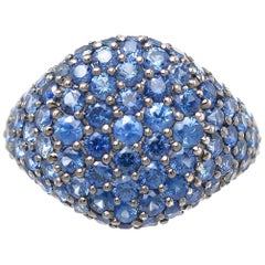 Blue Sapphire Signet Style Ring 18 Karat White Gold 3.85 Carat