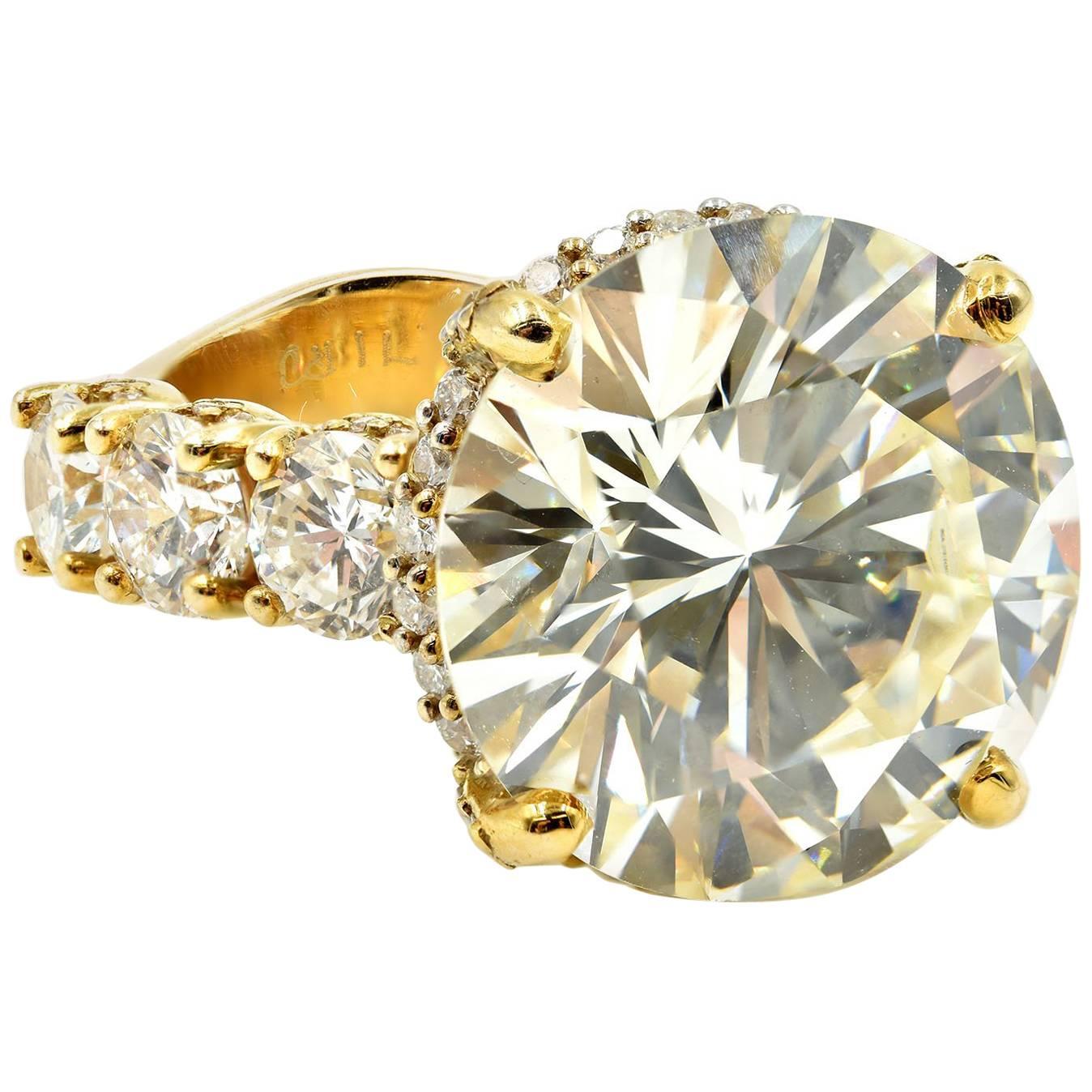 12.71 Carat Round Cut GIA Certified Diamond Engagement Ring 18 Karat Yellow Gold