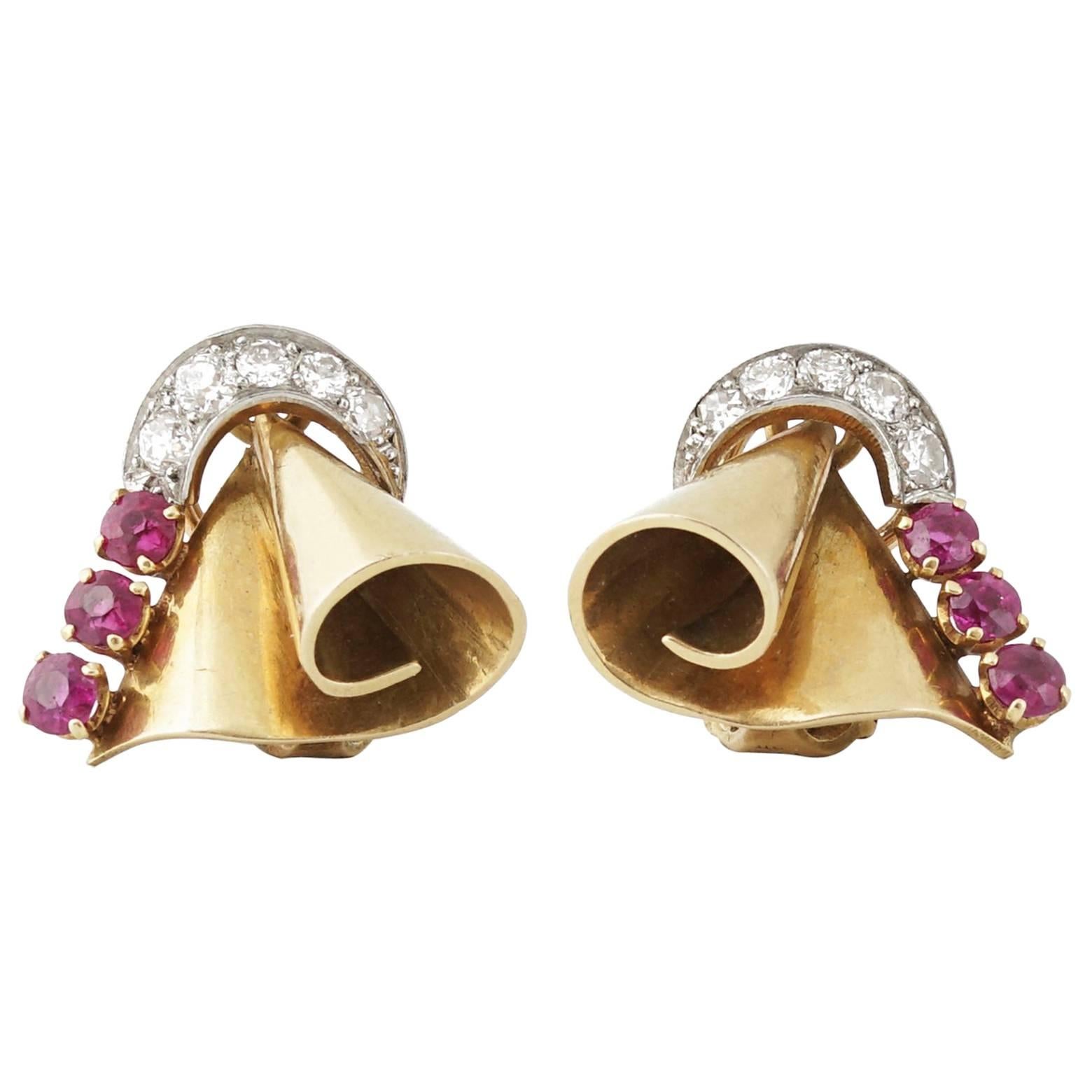 Retro 18 Karat Gold Platinum Ruby and Diamond Clip-On Earrings, circa 1940