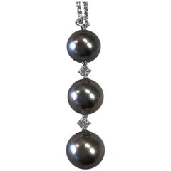 Retro Mikimoto Japanese Akoya Cultured Black Pearl and Diamond Pendant/Necklace