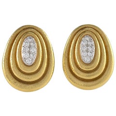 David Webb 1970s Diamond and Gold Earrings