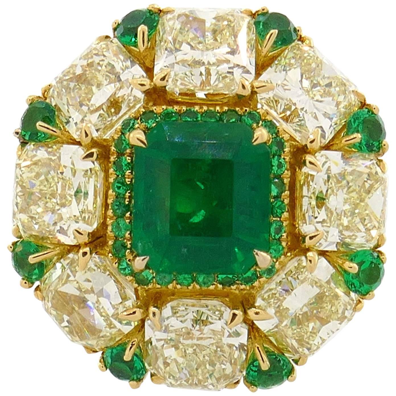 2.24 Carat Emerald Diamond Yellow Gold Ring For Sale