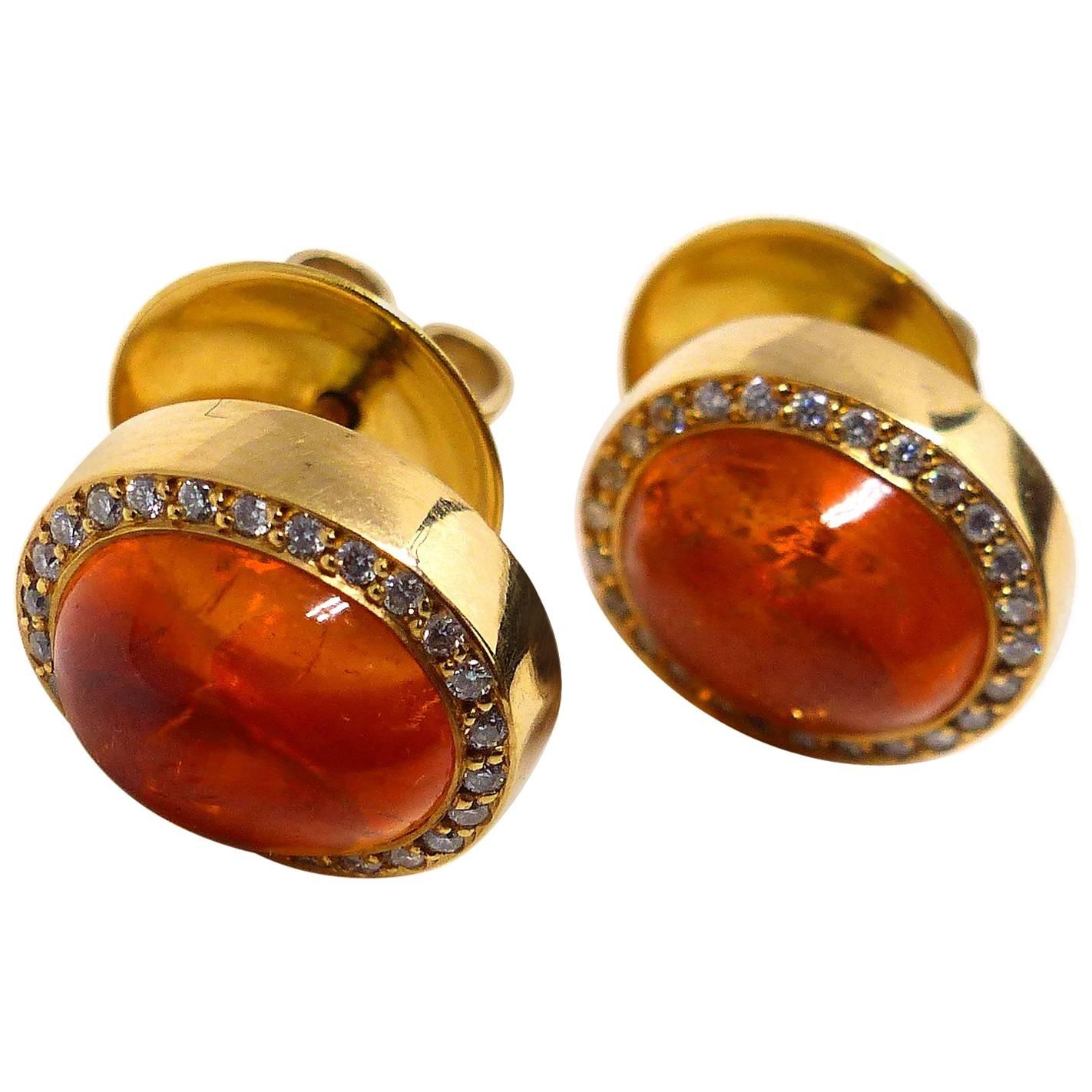 Earrings in Rose Gold with 2 Mandarine Garnet Cabouchons and Diamonds.