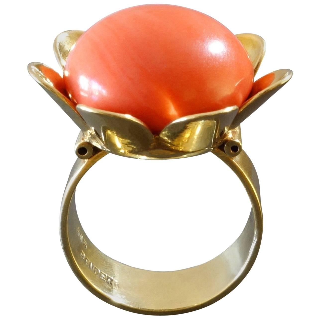 Bender German Modernist Salmon Coral Gold Stylized Flower Cocktail Ring