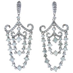 18k White Gold 8.55 Grams and 2.84 Carats Diamond Chandelier Earrings
