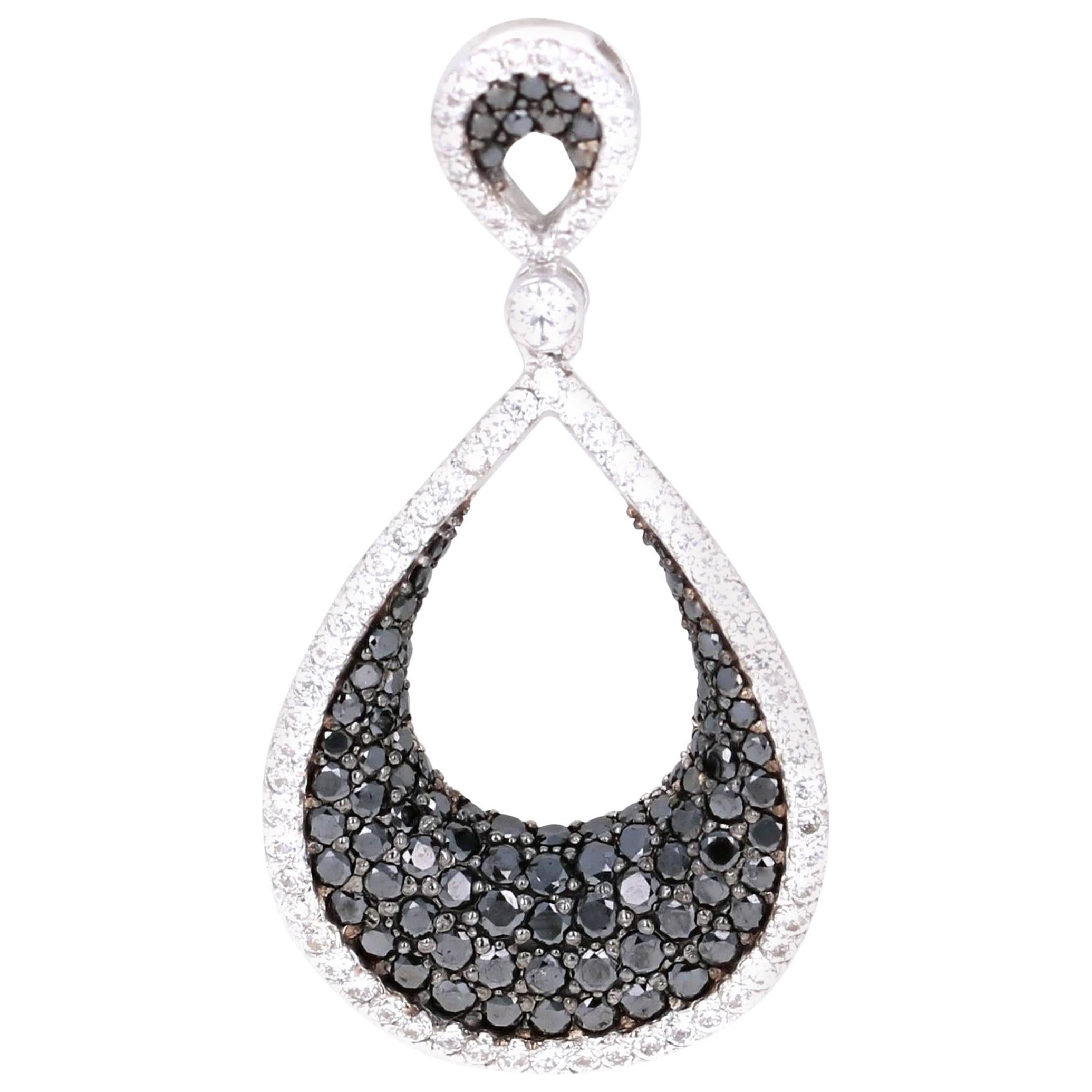 2.05 Carat Black Diamond White Diamond White Gold Pendant