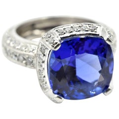 9.00 Carat Tanzanite and 1.65 Carat of Diamonds Platinum Ring