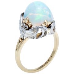 Art Nouveau Dragonfly Opal Ring Vintage 14 Karat Yellow Gold