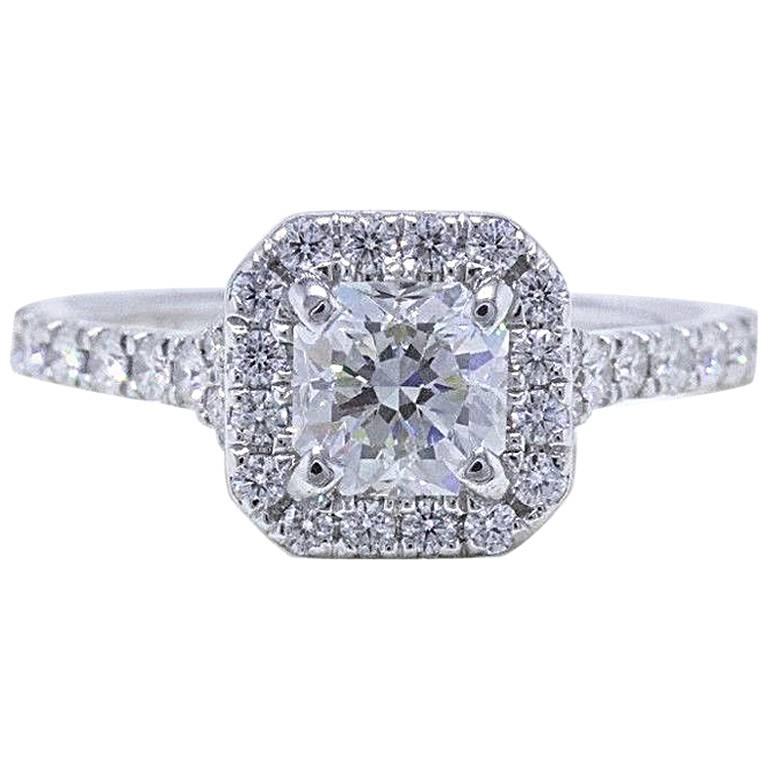 Hearts on Fire 1.62 Carat Cushion Cut Diamond Engagement Ring With Papers For Sale at 1stdibs