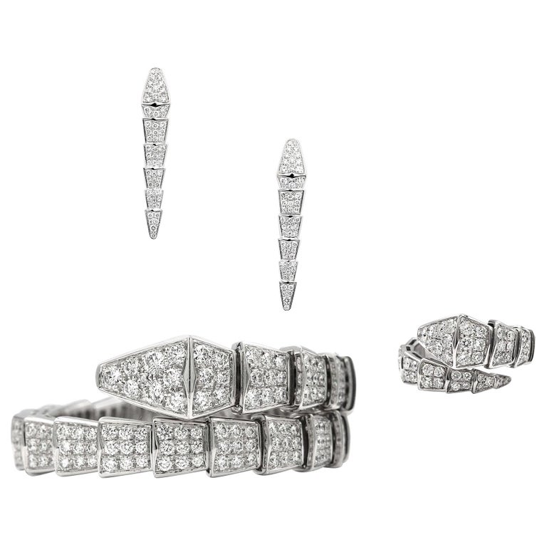 Bulgari Serpenti Set Earrings Ring And Bracelet 18 Karat Gold Pave Bulgari Serpenti Set Earrings Ring And Bracelet 18 Karat Gold Pave Diamonds For