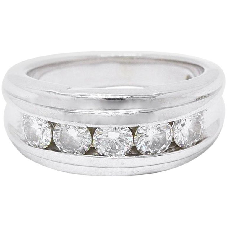 Leo Diamond Wedding Band Round Cuts 1 75 Carat I Si2 14 Karat White Leo Diamond Wedding Band Round Cuts 1 75 Carat I Si2 14 Karat White Gold For