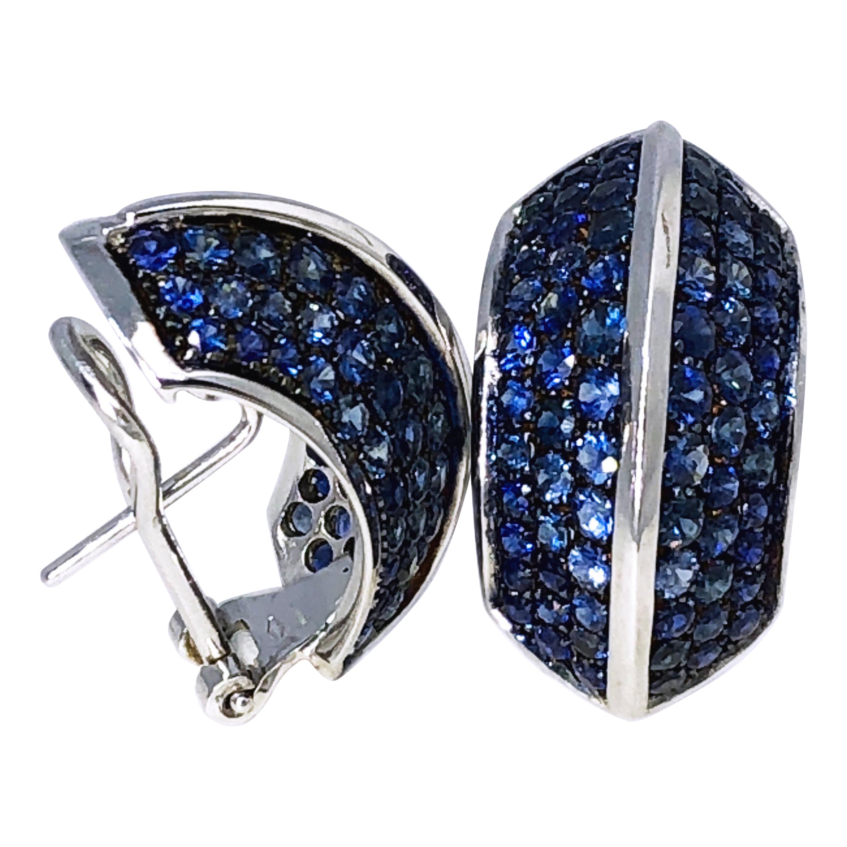 Berca 5.72 Natural Blue Sapphire Black White Gold Pyramid Shaped Earrings For Sale