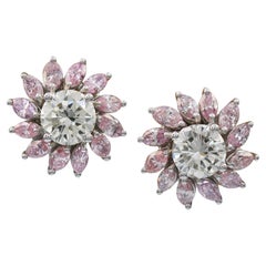 Spectra Fine Jewelry Orecchini a fiore con diamanti rosa e bianchi