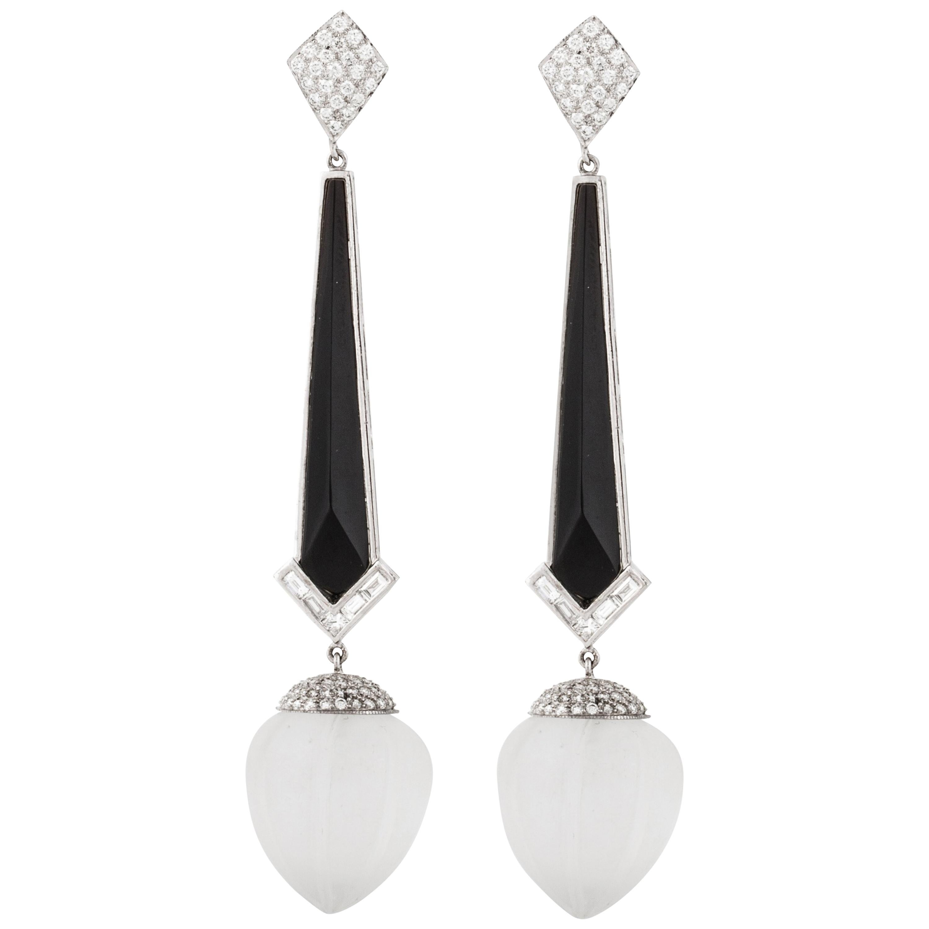 Boucles d'oreilles en goutte en or blanc 18 carats, onyx, cristal de roche et diamants