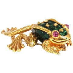 18 Karat Toad Pin Green Enamel Intricate Detail 3D Vintage Unique