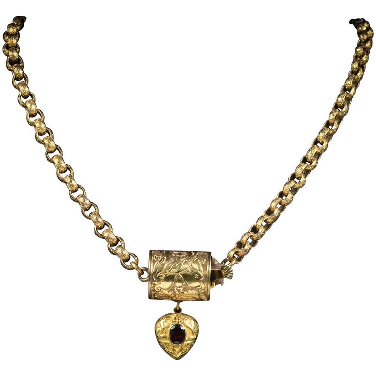 Antique Necklace 18 Carat Gold Heart Pendant, circa