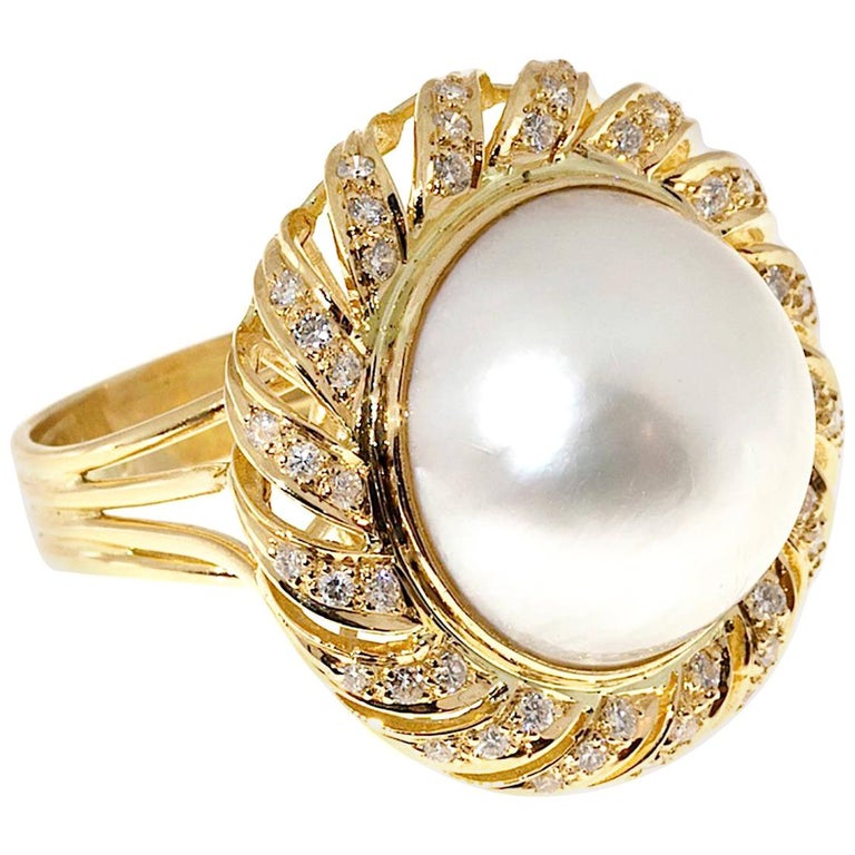 .85 Carat Pearl Diamond Gold Swirl Cocktail Ring For Sale at 1stDibs