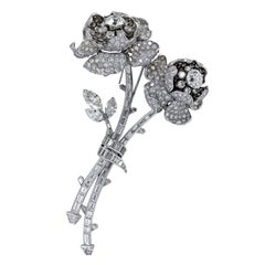 Blumenbrosche aus Platin mit Diamanten, um 1950