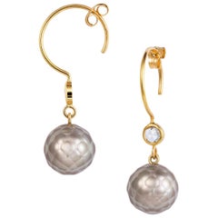 Sweet Pea 18k Yellow Gold Small Hoop Earrings with Faceted Pearls and Diamonds