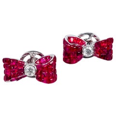 18k Gold Stud Earrings