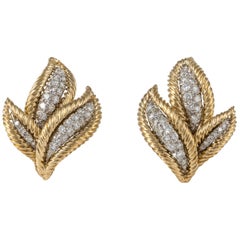 David Webb Diamond Earrings in 18K Gold